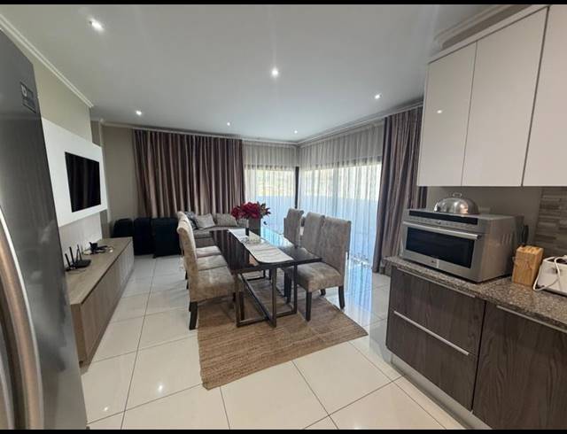 3 BEDROOM PROPERTY TO RENT IN NEW TOWN CENTRE